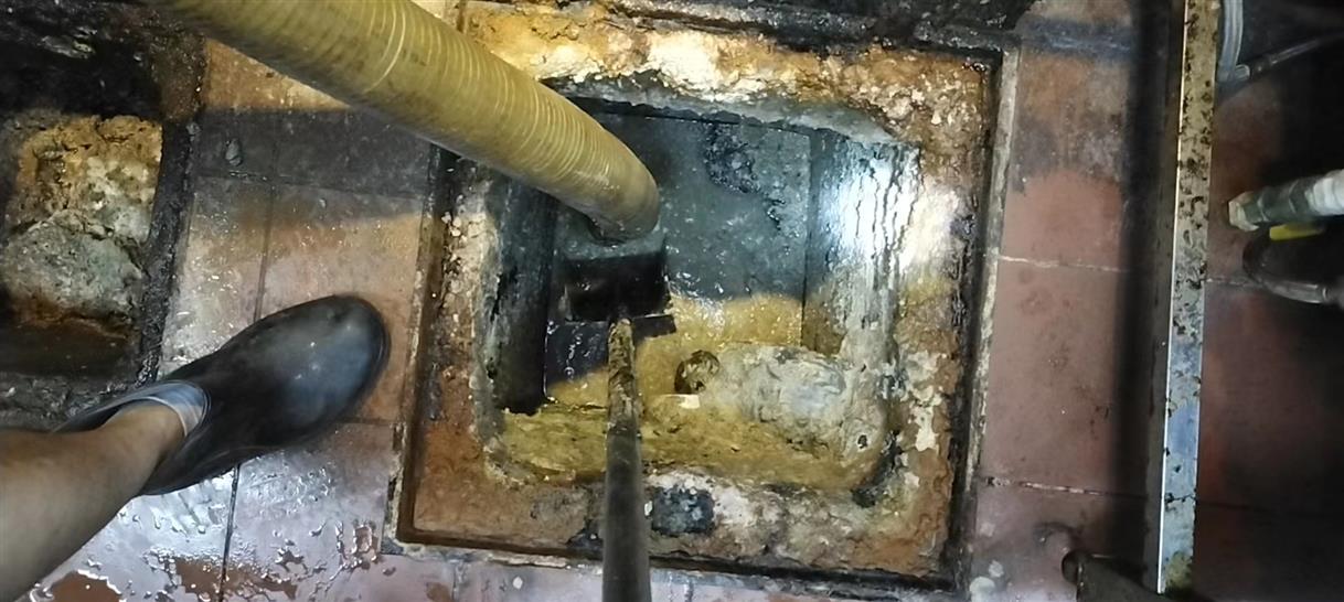 淮滨污水池清理一般都有毒气，怎么预防中毒呢？